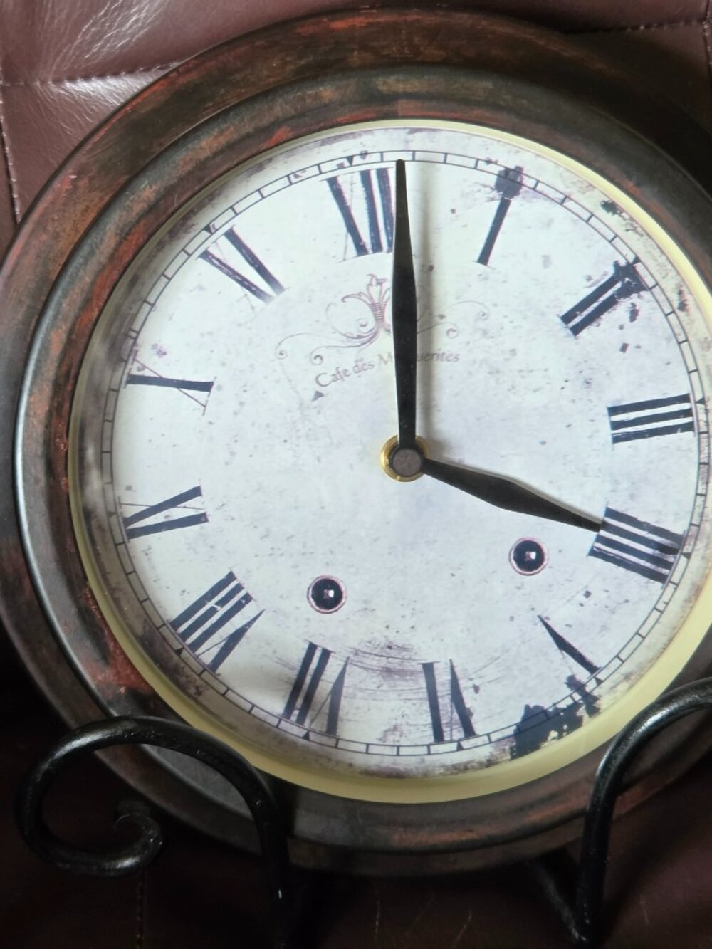 Clock w/stand